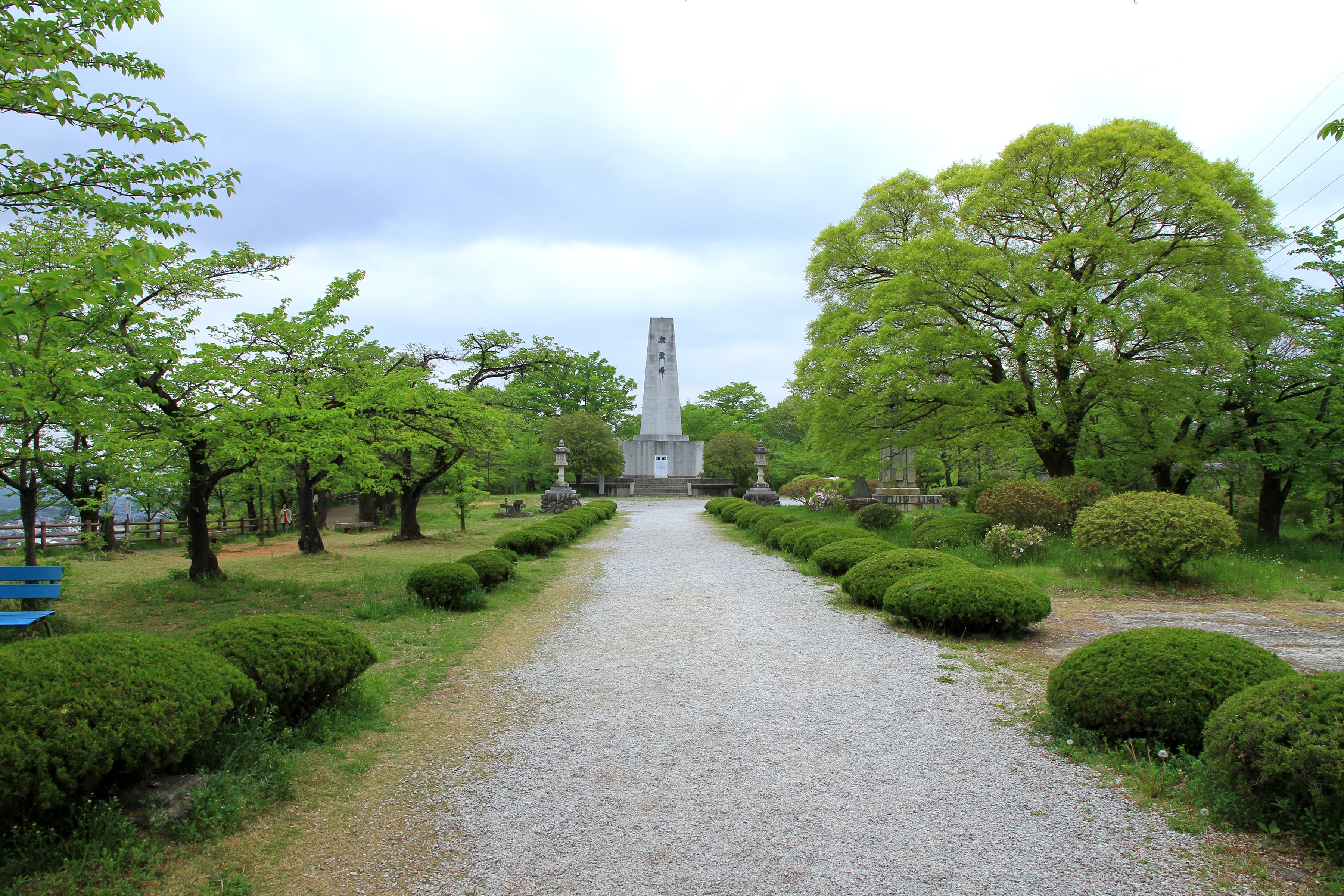 羊山公園(芝桜の丘)