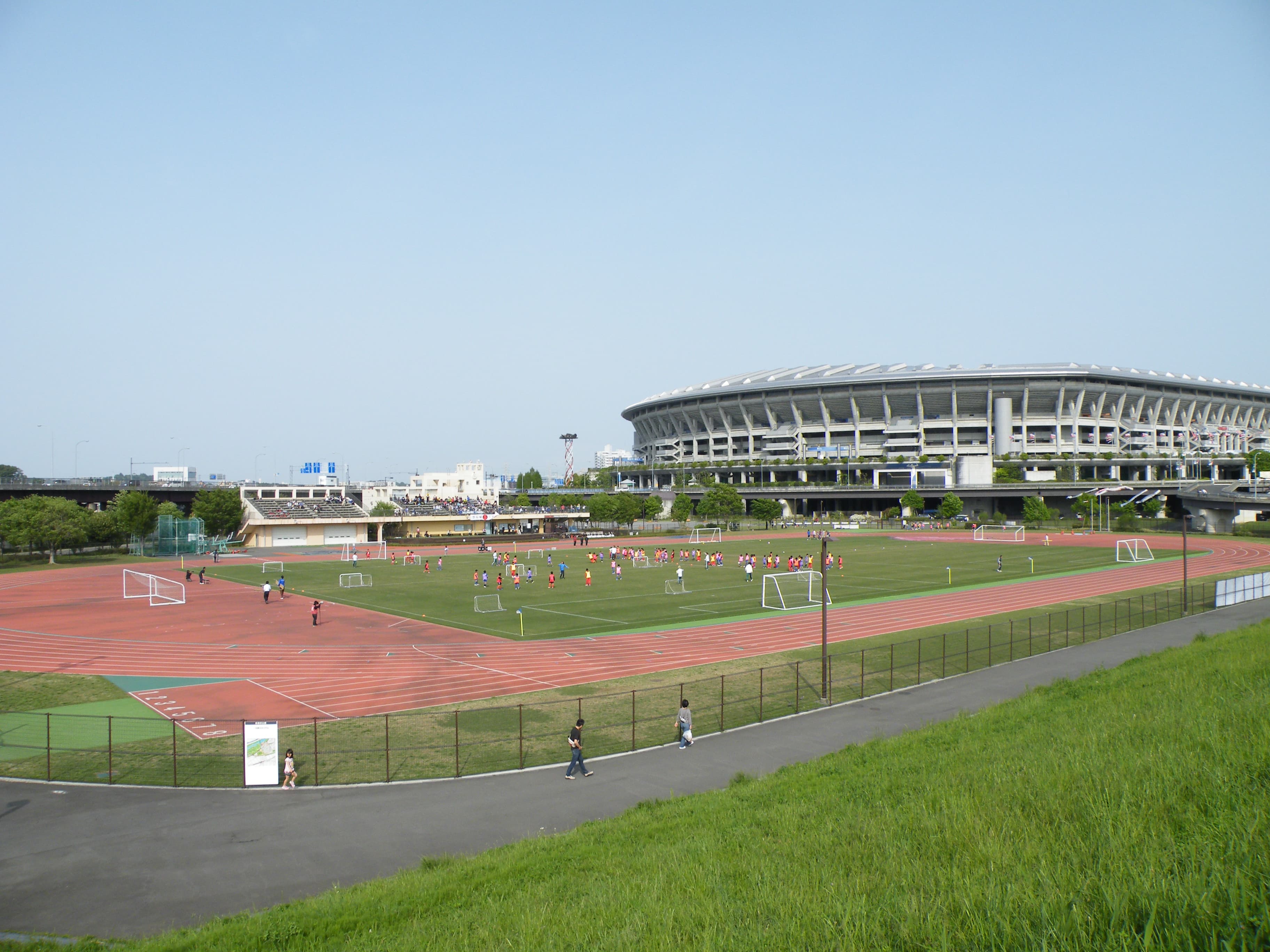 新横浜公園